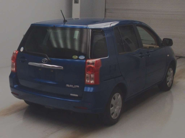 TOYOTA RAUM 2008