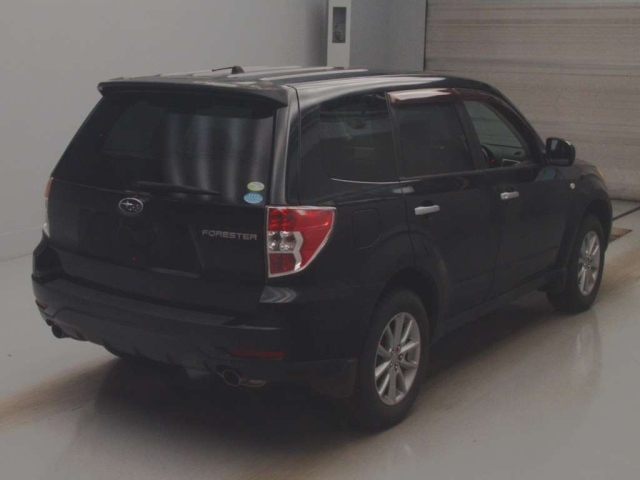 SUBARU FORESTER 2010