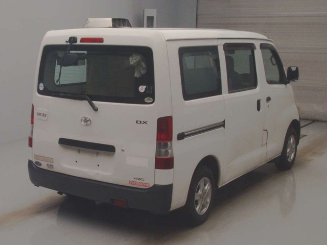 TOYOTA LITE ACE VAN 2011