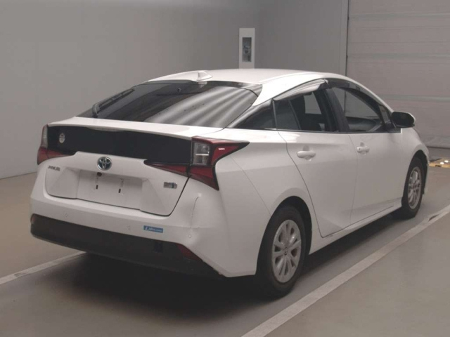 TOYOTA PRIUS 2022