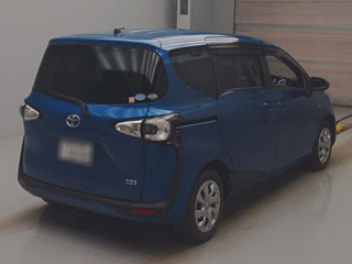 TOYOTA SIENTA 2015