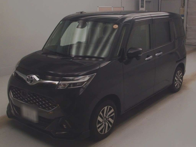 TOYOTA TANK 2018