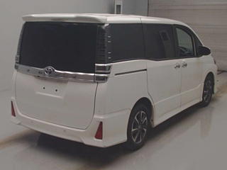 TOYOTA VOXY 2020