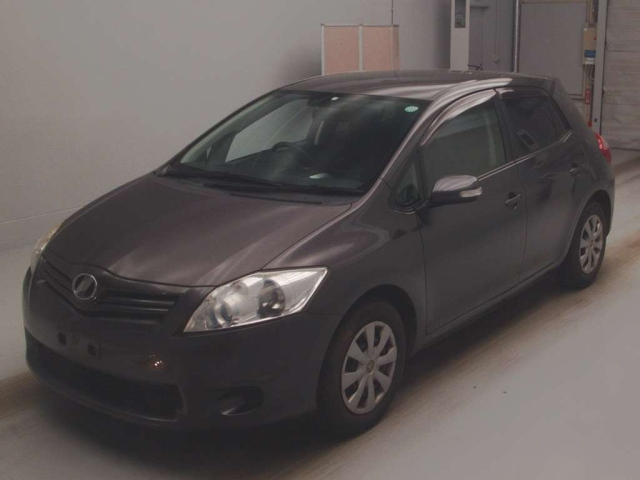TOYOTA AURIS 2010