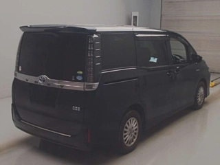 TOYOTA VOXY 2014