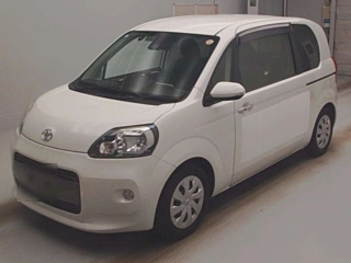 TOYOTA PORTE 2020