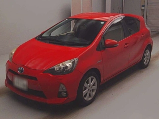 TOYOTA AQUA 2012
