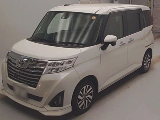 TOYOTA ROOMY 2018