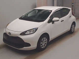 TOYOTA AQUA 2022