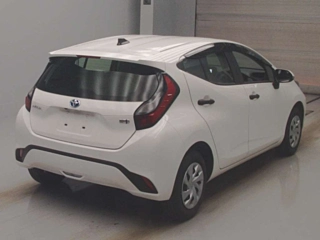 TOYOTA AQUA 2022