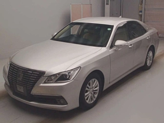 TOYOTA CROWN 2013