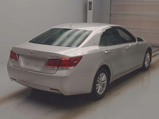 TOYOTA CROWN 2013