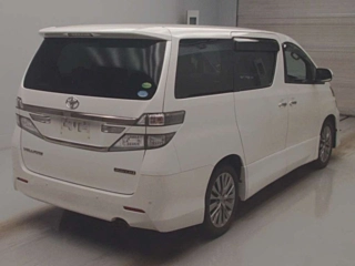 TOYOTA VELLFIRE 2014