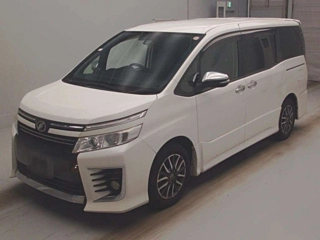 TOYOTA VOXY 2016