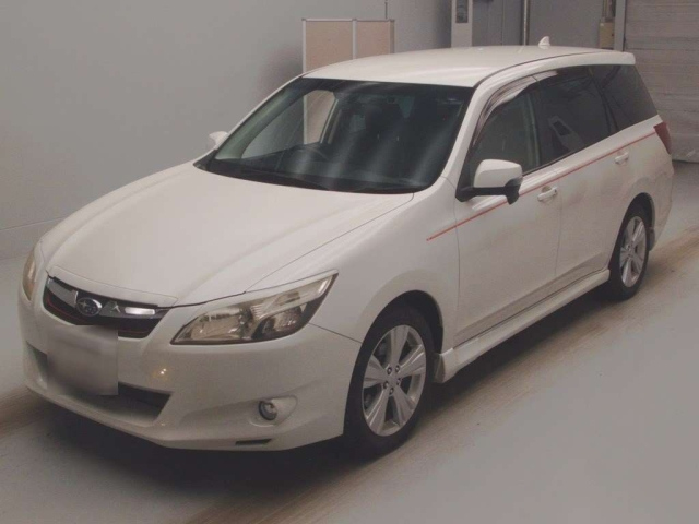 SUBARU EXIGA 2013
