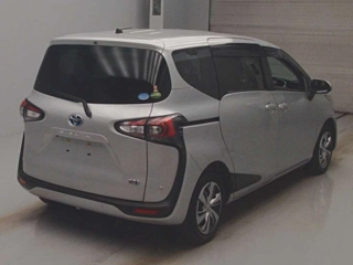 TOYOTA SIENTA 2019