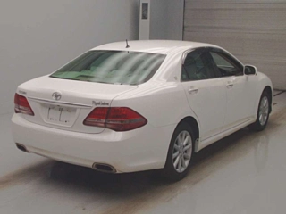 TOYOTA CROWN 2009