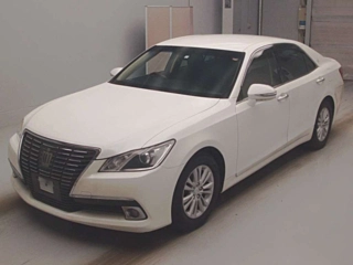TOYOTA CROWN 2013