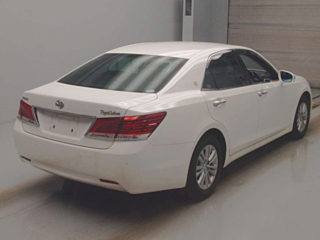TOYOTA CROWN 2013