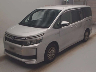TOYOTA VOXY 2015