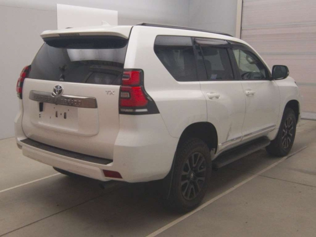 TOYOTA LAND CRUISER PRADO 2021