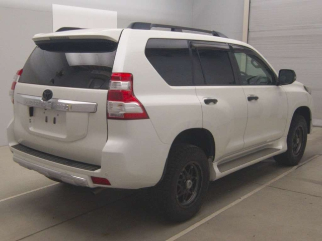TOYOTA LAND CRUISER PRADO 2014