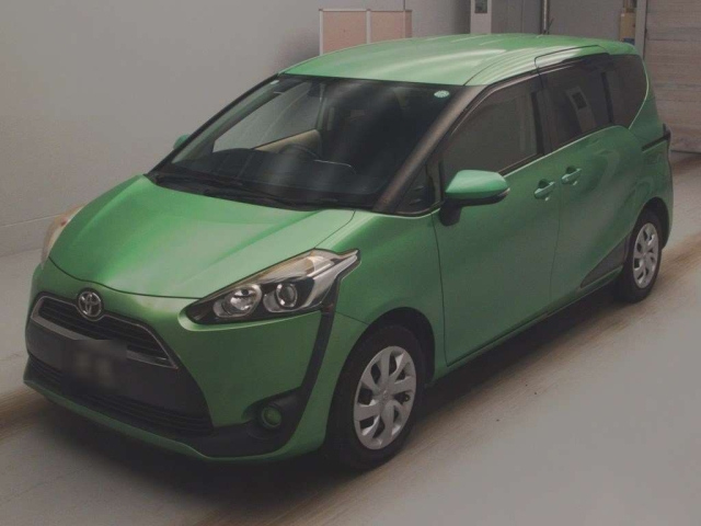TOYOTA SIENTA 2016