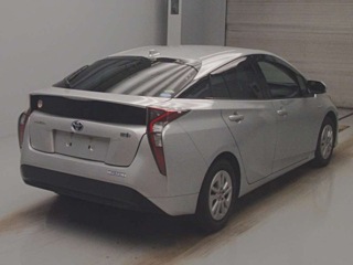 TOYOTA PRIUS 2018