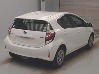 TOYOTA AQUA 2020