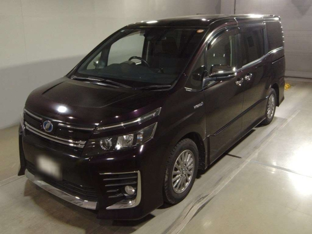 TOYOTA VOXY 2016