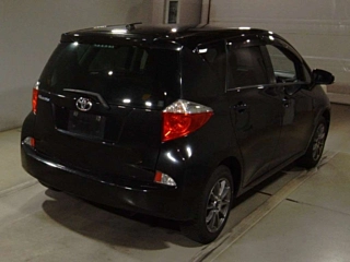 TOYOTA RACTIS 2011
