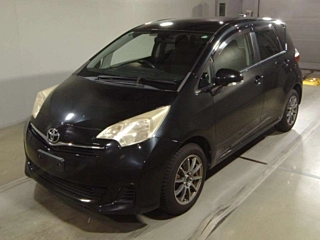TOYOTA RACTIS 2011