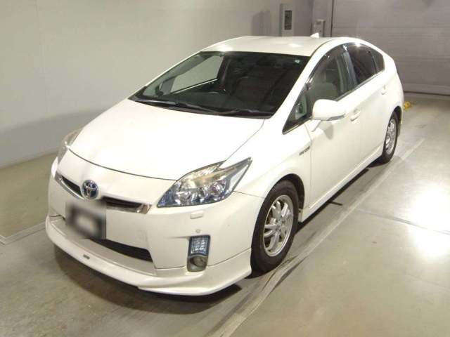 TOYOTA PRIUS 2011