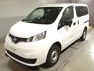 NISSAN NV200 2023
