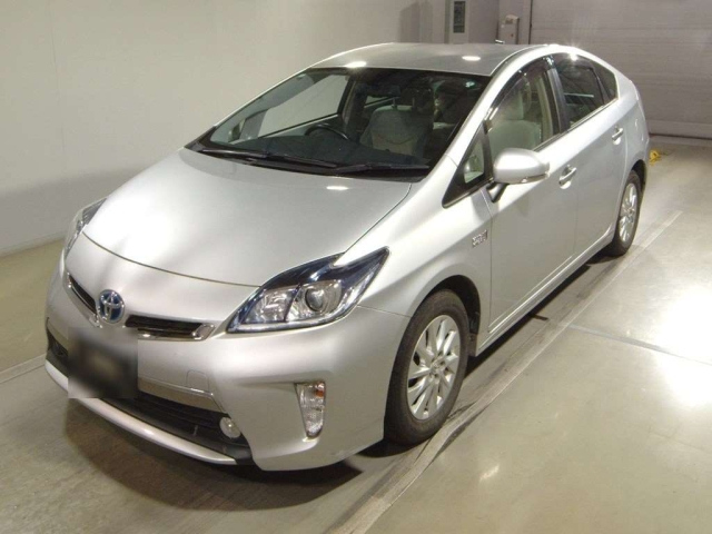 TOYOTA PRIUS PHV 2014
