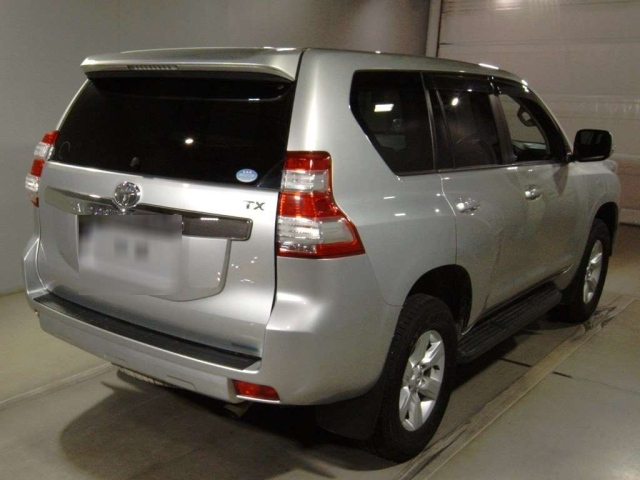 TOYOTA LAND CRUISER PRADO 2016