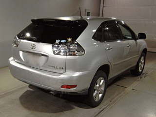 TOYOTA HARRIER 2011