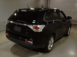 MITSUBISHI OUTLANDER 2013