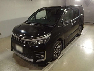 TOYOTA VOXY 2017