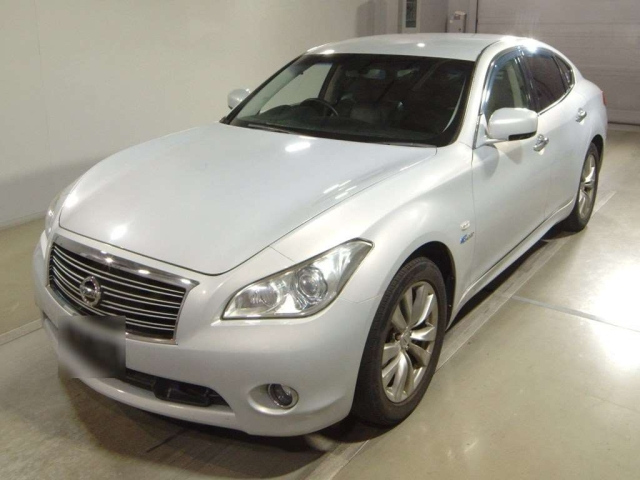 NISSAN FUGA 2012