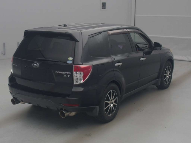 SUBARU FORESTER 2011