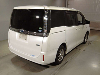 TOYOTA VOXY 2014