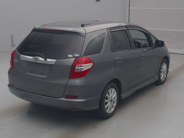 HONDA FIT SHUTTLE 2011