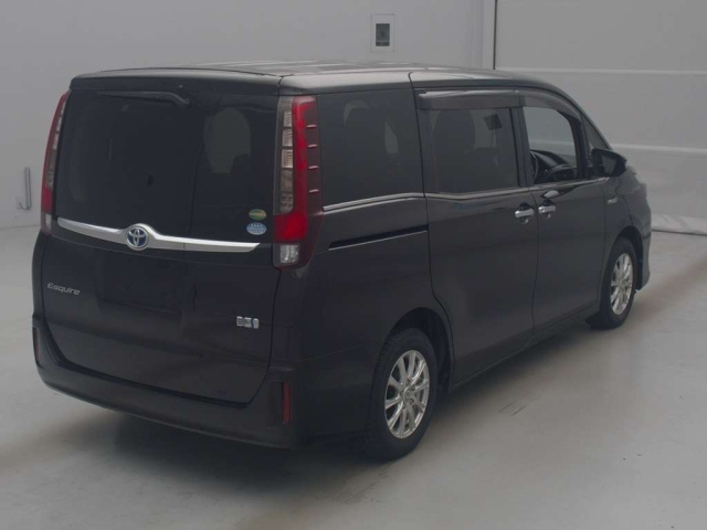 TOYOTA ESQUIRE 2016