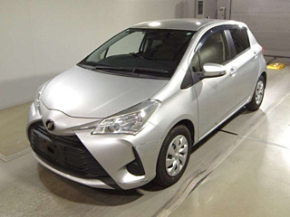 TOYOTA VITZ 2018