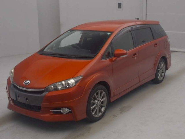 TOYOTA WISH 2015