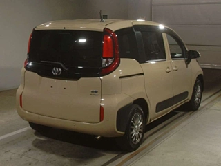 TOYOTA SIENTA 2023