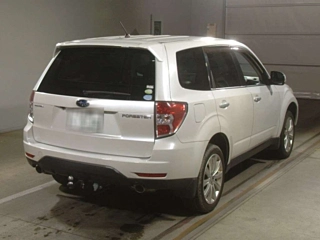 SUBARU FORESTER 2010