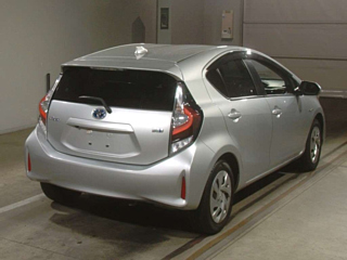 TOYOTA AQUA 2020