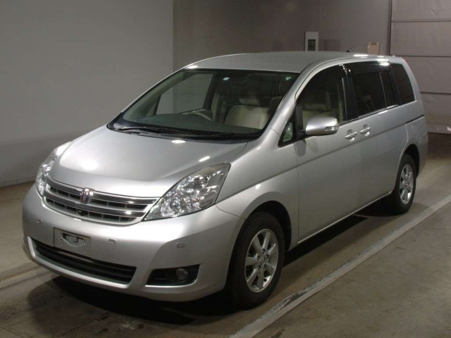 TOYOTA ISIS 2010